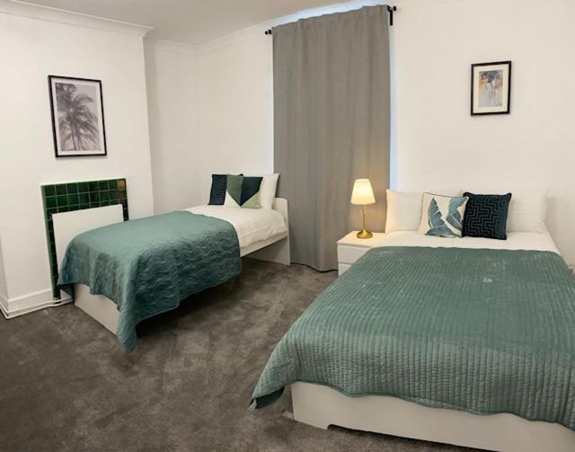 Guest Rooms In Camden Town Londra Esterno foto