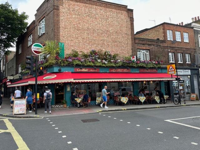 Guest Rooms In Camden Town Londra Esterno foto